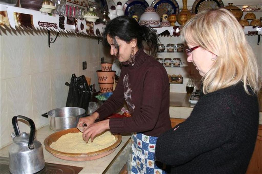 Riad Sarayas Tajda Luaran gambar
