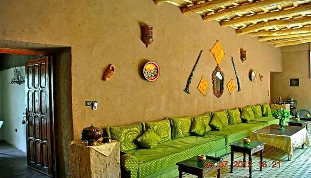Riad Sarayas Tajda Luaran gambar