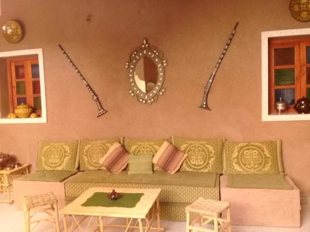Riad Sarayas Tajda Luaran gambar