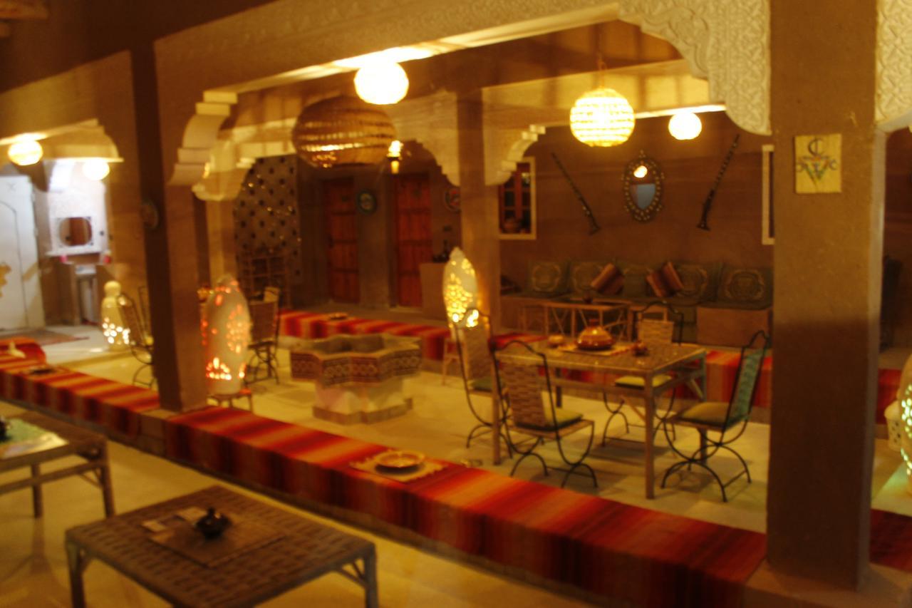 Riad Sarayas Tajda Luaran gambar