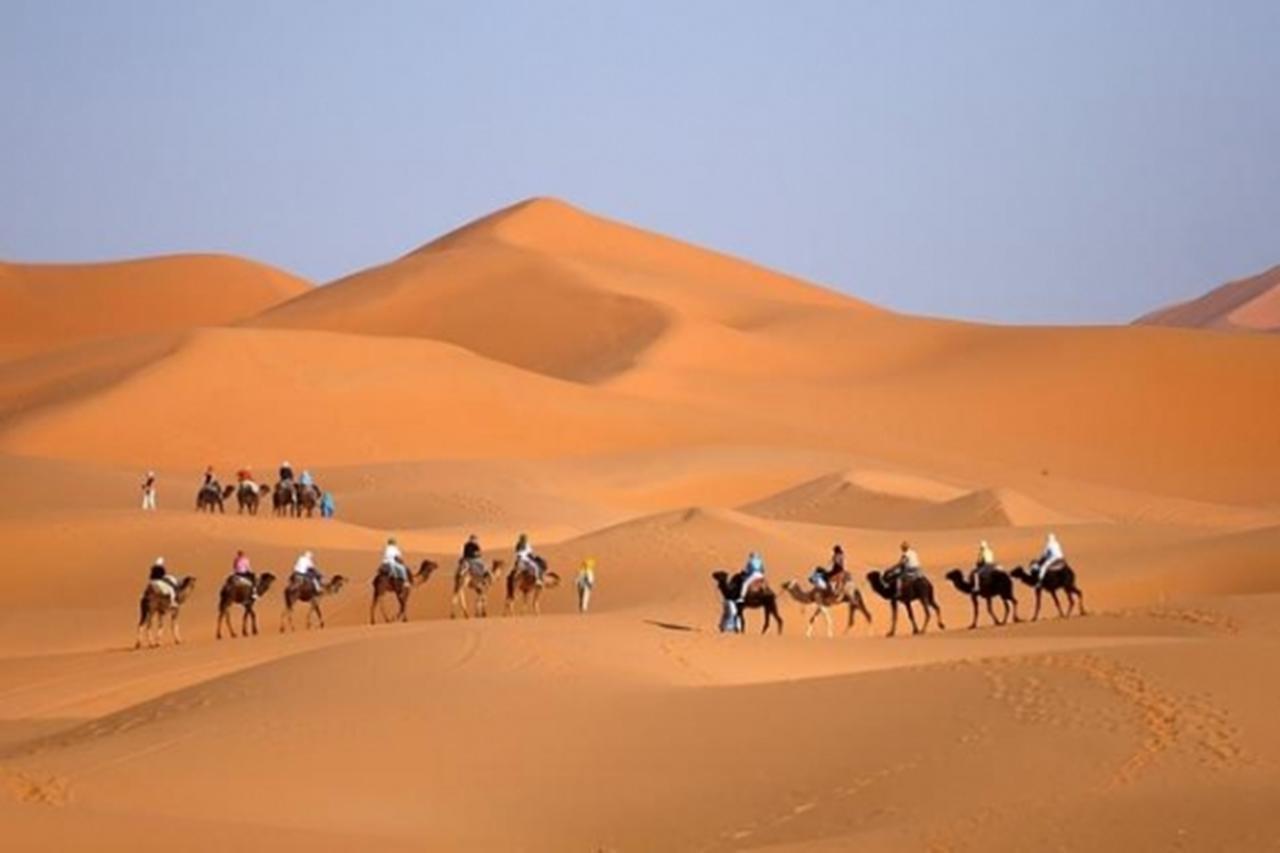 Riad Sarayas Tajda Luaran gambar