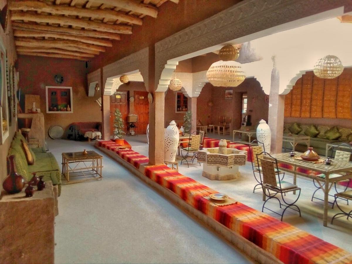 Riad Sarayas Tajda Luaran gambar