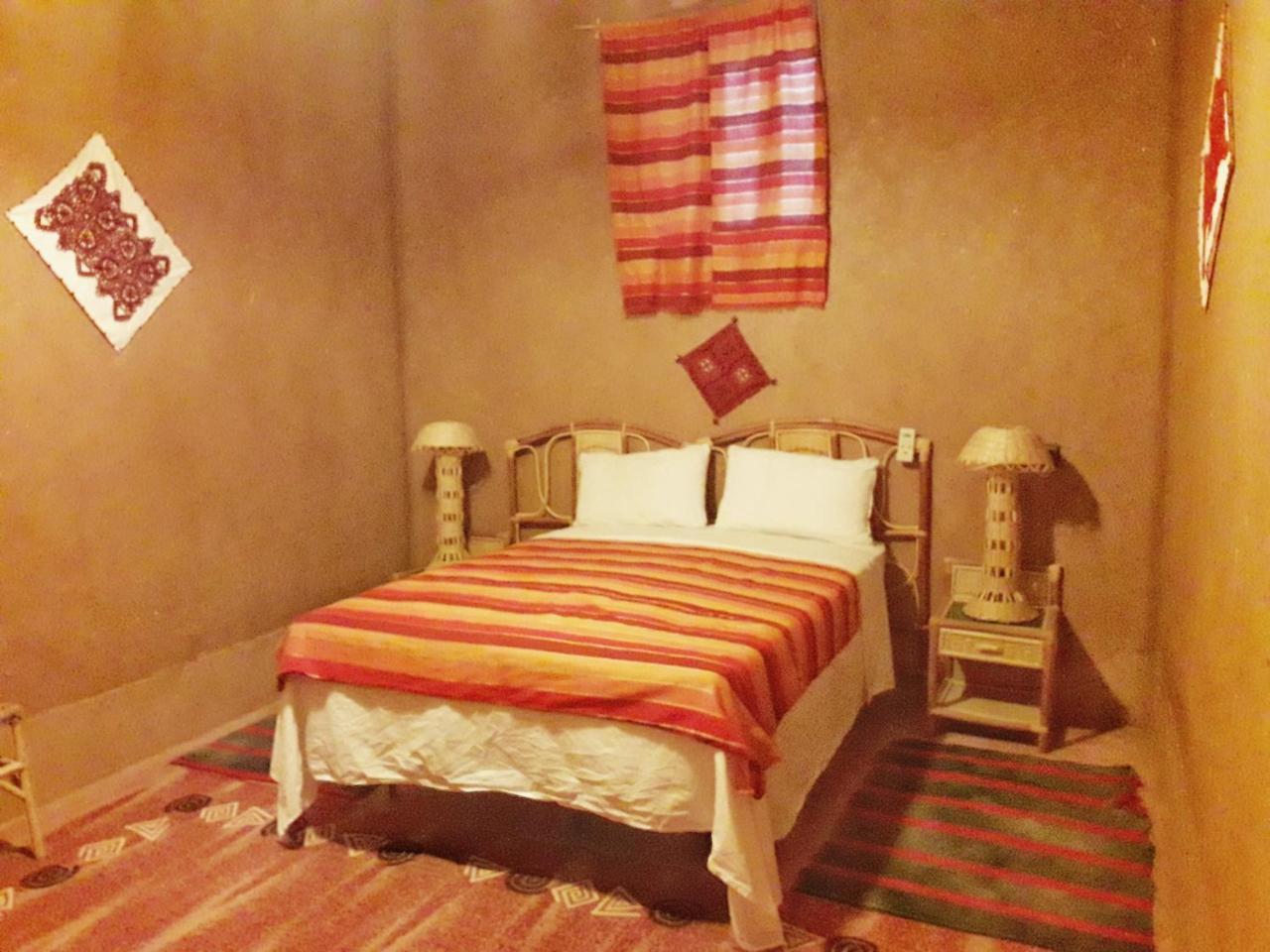 Riad Sarayas Tajda Luaran gambar