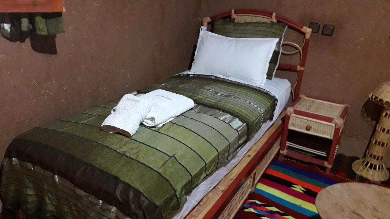 Riad Sarayas Tajda Luaran gambar
