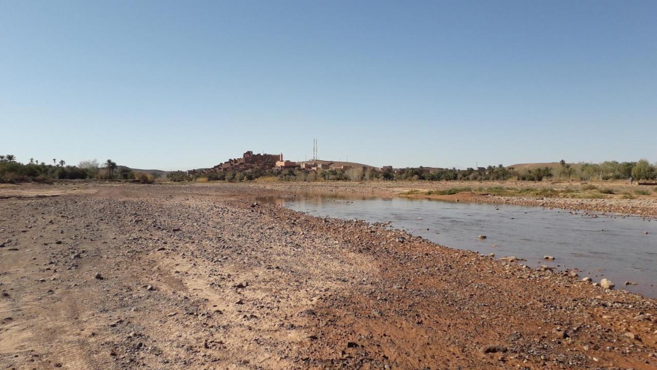Riad Sarayas Tajda Luaran gambar