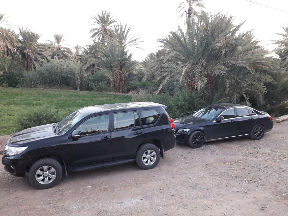 Riad Sarayas Tajda Luaran gambar