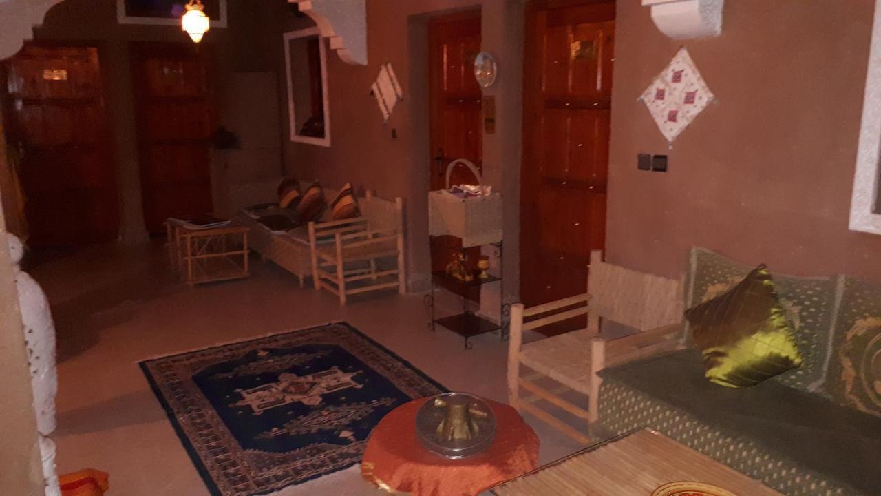 Riad Sarayas Tajda Luaran gambar